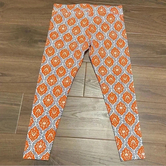 NWT Women’s Matilda Jane big heart leggings size small 24 inch inseam - Picture 5 of 8